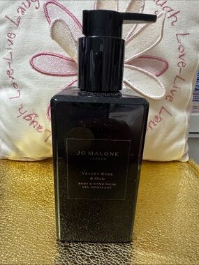 Jo Malone Velvet Rose & Oud Hand & Body - Black